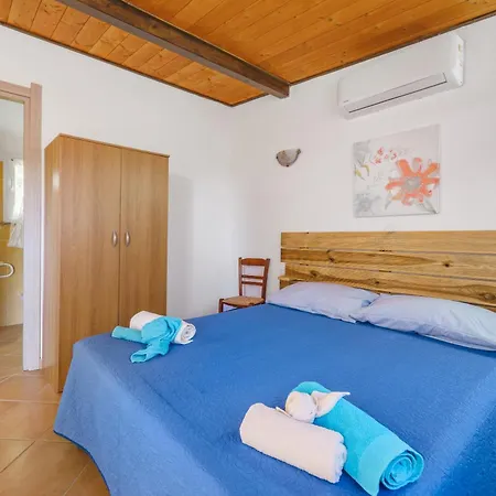 Ittiturismo Isola Rossa L'agrumeto Vakantiehuis