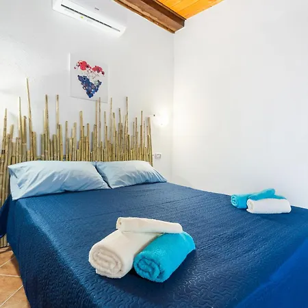 Ittiturismo Isola Rossa L'agrumeto Holiday home Teulada